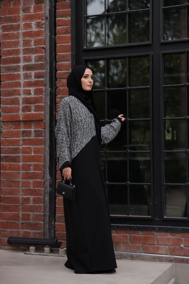 Chanel Detaylı Kaşe Abaya