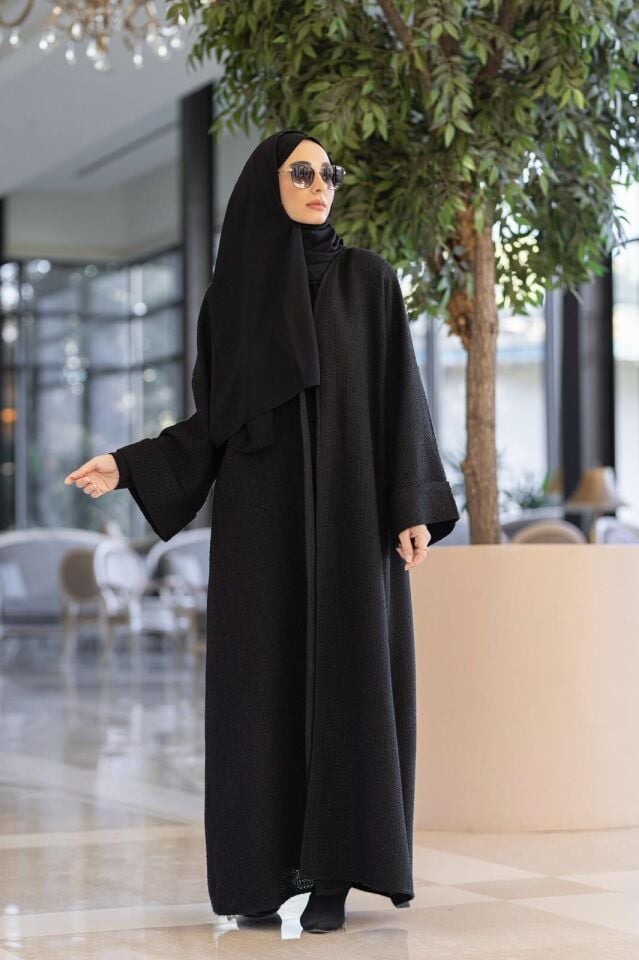 Siyah Chanel Abaya
