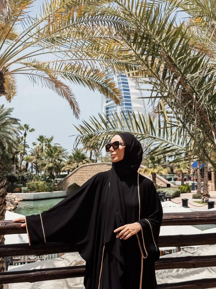 Zuleikha Abaya