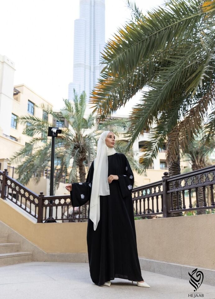 Nakışlı Abaya