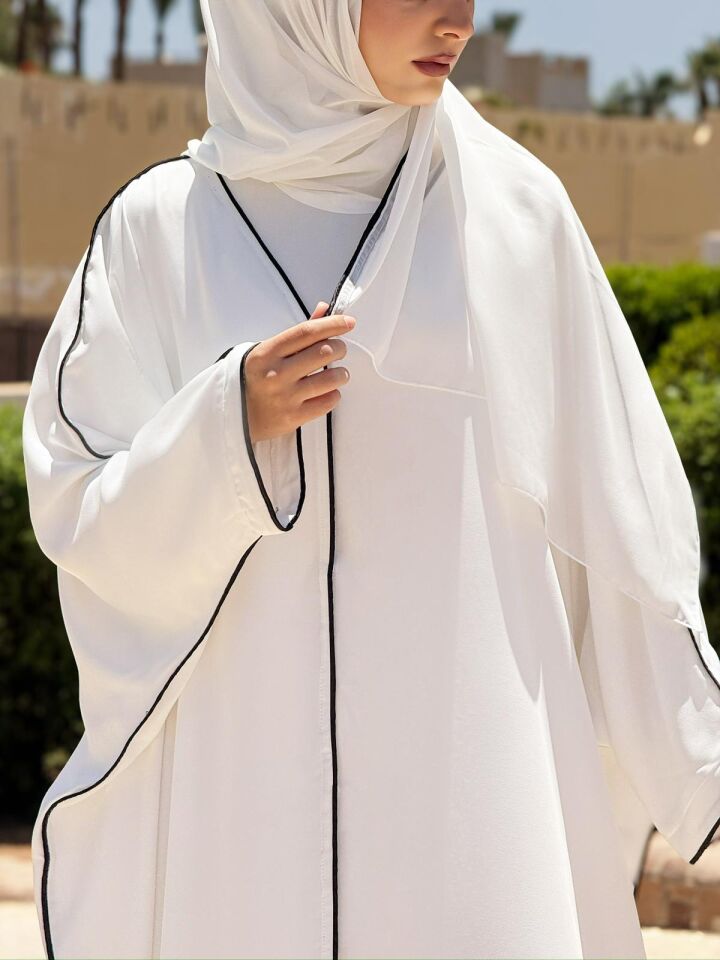 Siyah Biyeli Umre Abaya Takım