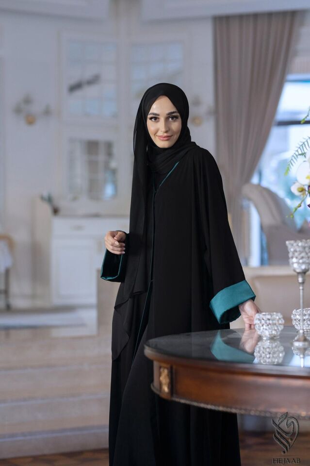 Husna Abaya